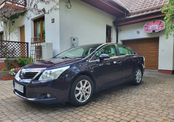 Toyota Avensis cena 29000 przebieg: 199280, rok produkcji 2009 z Kielce małe 529